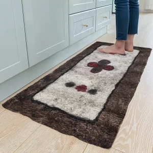 felt-rug-wool-turkmen-iran-dubai-1